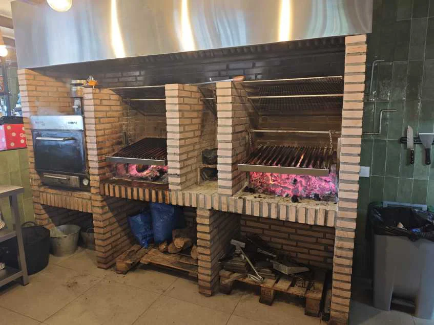 Malavaca: El templo de las brasas que incendia Zahora